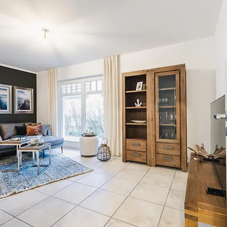 מלון Haus Silbermoewe